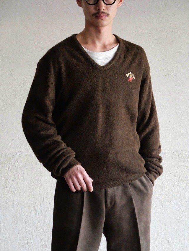 1960~70's Vintage IZOD LACOSTE V-neck Acryl Knit Sweater, Brown