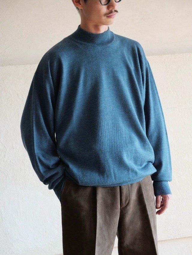 1990's Neiman Marcus Mockneck High-gauge Knit Sweater, Light blue / Made in Scotland