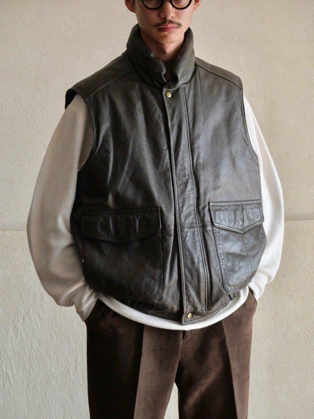 1980~90's Vintage Eddie Bauer 
Leather  Goose-down Vest
