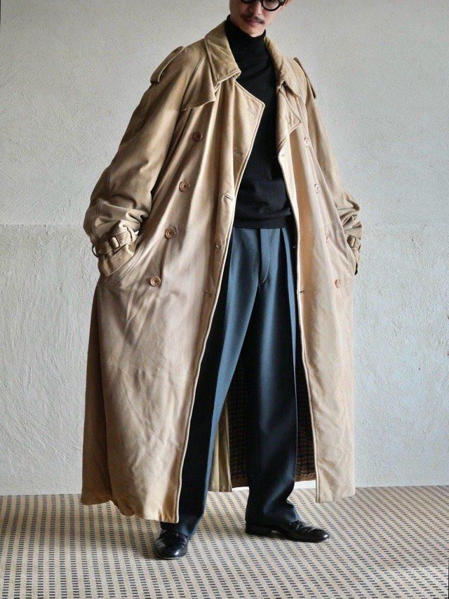 1980's Vintage "TRUSSARDI UOMO"
Goat-Suede Trench Coat, Made in Italy.