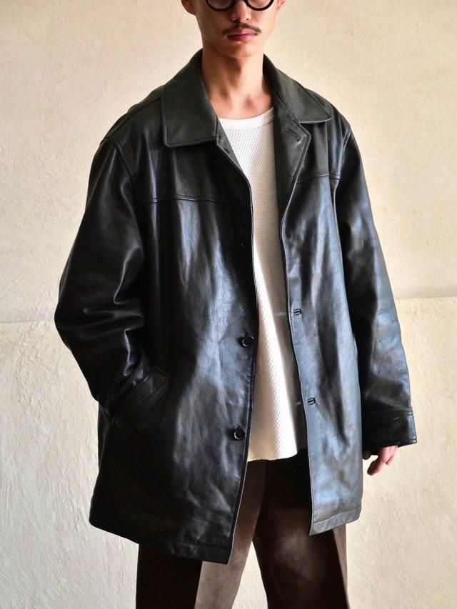 00's GAP Black Leather Half Coat