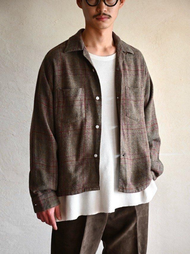 1960's Vintage VAN HEUSEN 
WoolAcryl Open-collar Shirt