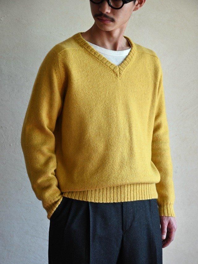 Q'apha Ampara V-neck 100% Alpaca Knit Sweater, Yellow