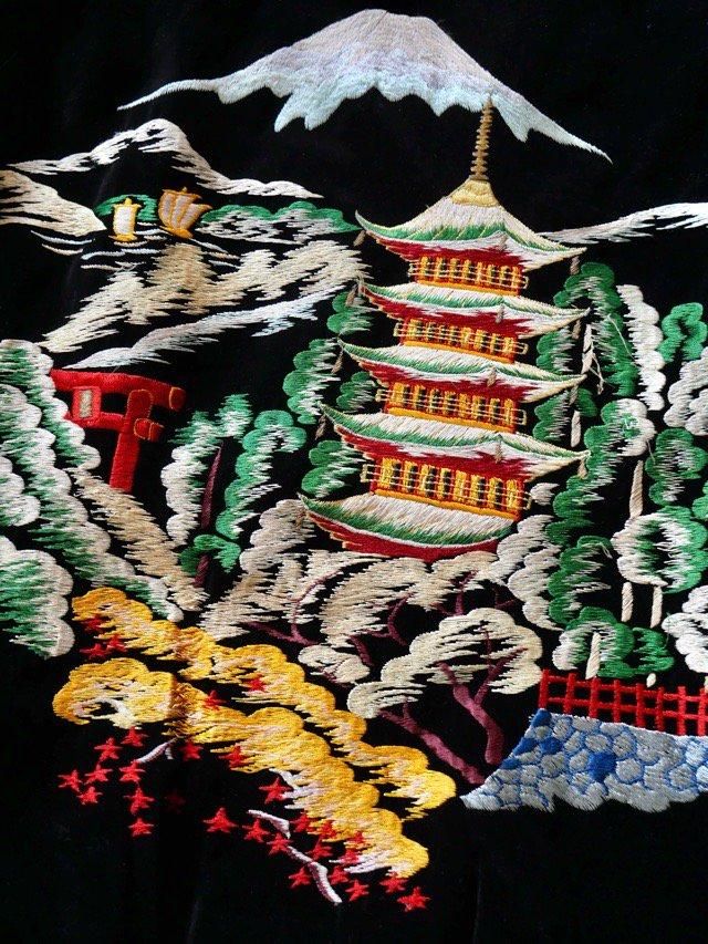 1950's Vintage Souvenir Jacket【風景刺繍黒別珍×青無地サテン 1950's Vintage Souvenir Jacket【風景刺繍黒別珍×青無地サテン