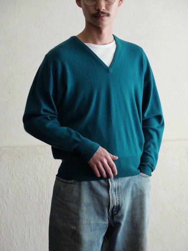 1970~80's Vintage Ballantyne Knit Sweater,
100% Pure Cashmere / EMERALD