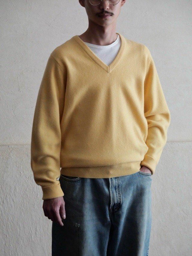 1980's Vintage Ballantyne Knit Sweater,
100% Super Geelong Wool / YELLOW