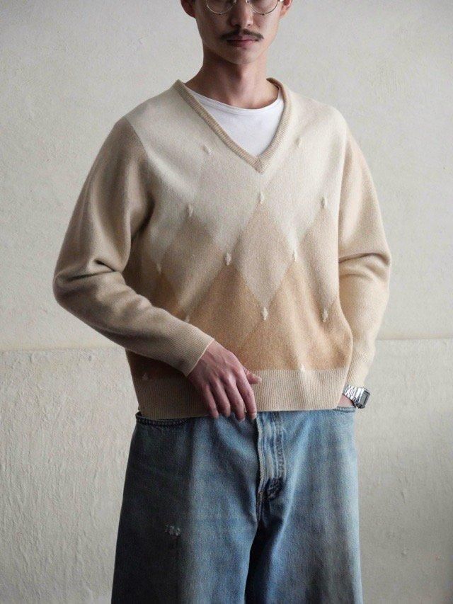 1970~80's Vintage Ballantyne Knit Sweater,
100% Pure Cashmere / Beige Argyle