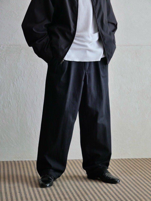 00's GAP 2tucks Chino Trousers "Black"Easy Fit 