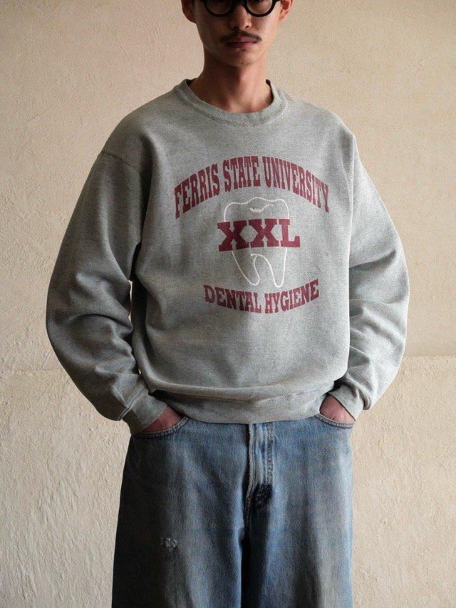 1990's F.O.L.-body Sweat Shirt "Dental Hygiene" &#129463;