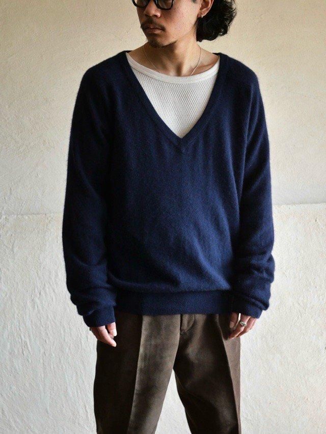 1990's 2PLY Cashmere Vneck Knit Sweater