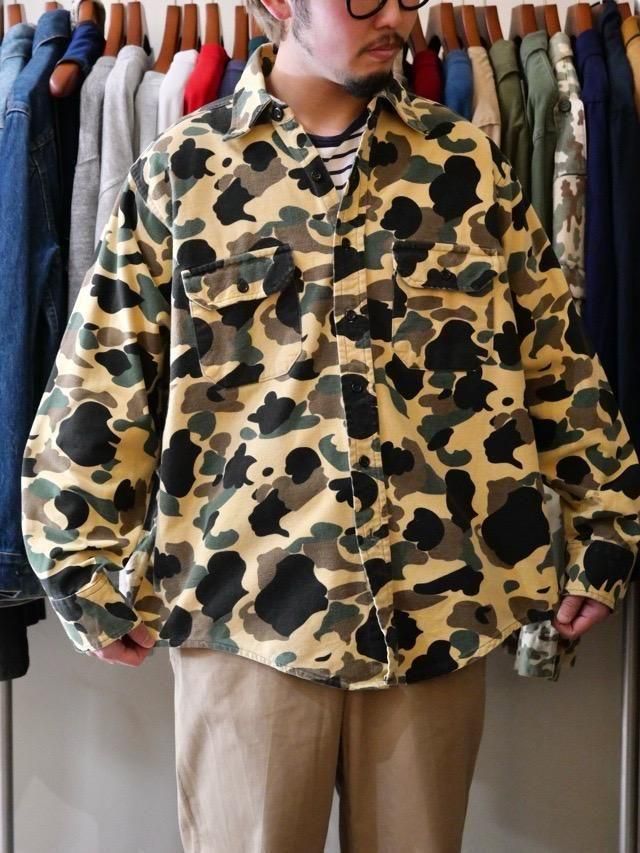 1980's FROSTPROOF Printed  Cotton Chamois Shirt