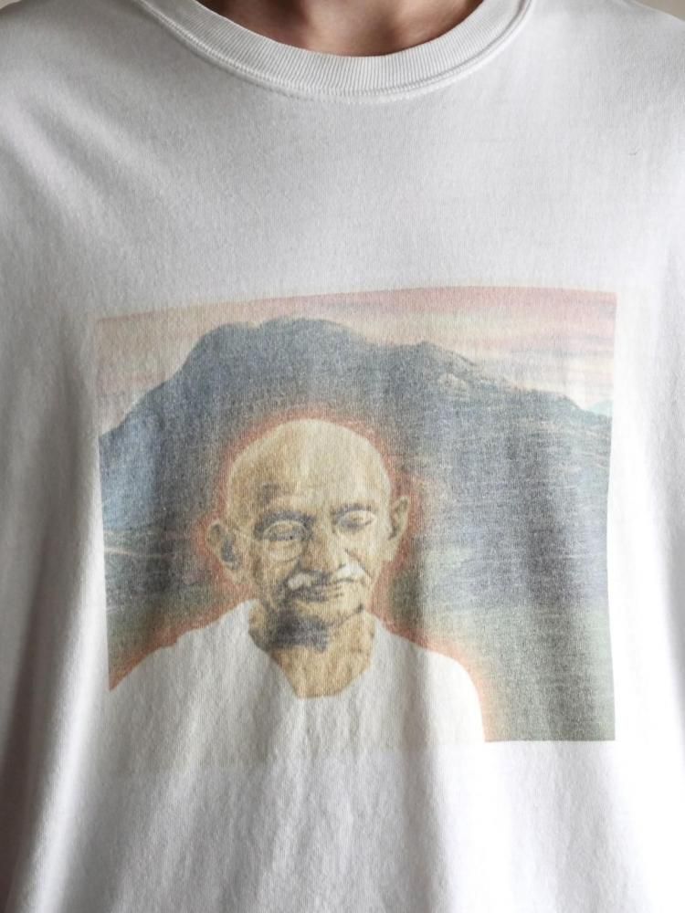 Graphic Vintage T-shirtġMohandas Karamchand Gandhi?