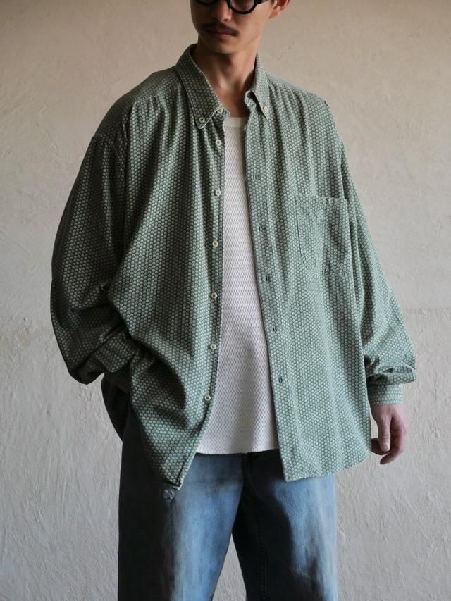 1990's ARMANI JEANS Cotton-pique 
B.D. Shirt, Made in ITALY.