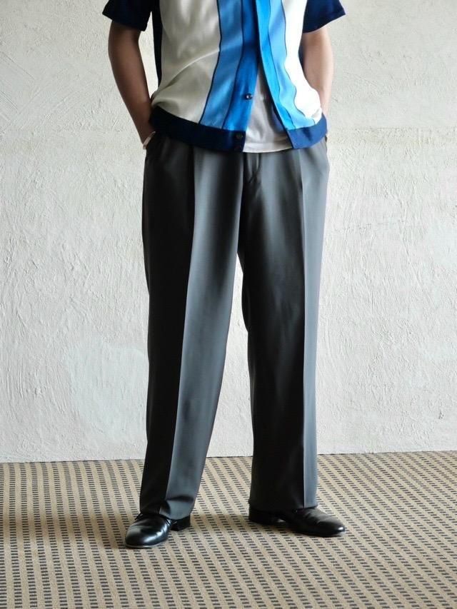 00's SANTORELLI Worseted Wool Trousers, 
Olive-GREY / Made in Italy.