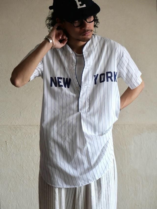 1990's Bloomingdale's Sleeping Baseball Shirt