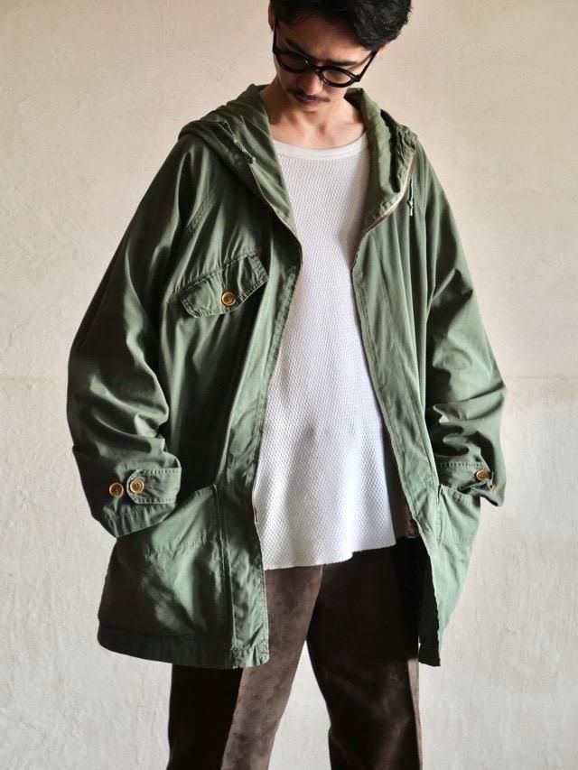 1990's SISLEY 100% Cotton Shell Parka
Made in Italy.