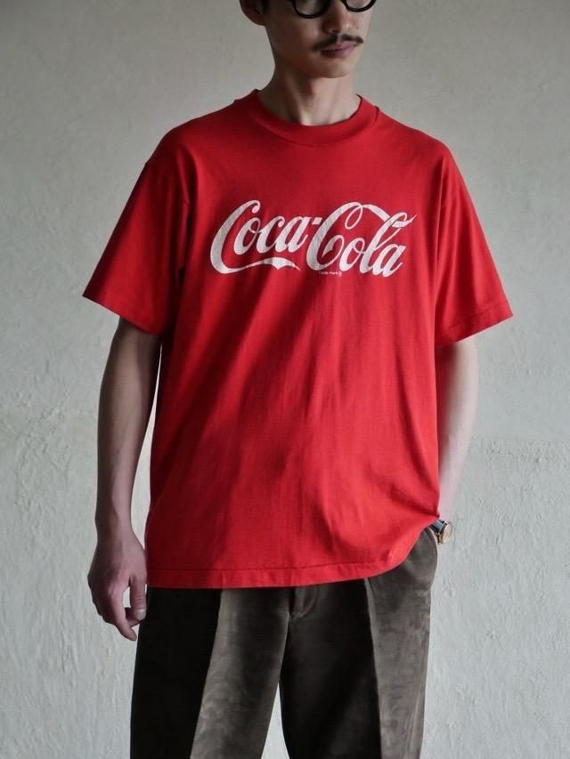 ~1990's FRUIT OF THE LOOM "Coca Cola" Logo Printed T-shirt
