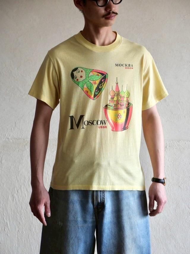 1990's Vintage Printed T-shirt 
"Matryoshka/Moscow" Made in U.S.A.