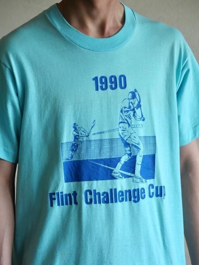 1990s Vintage Printed T-shirt "Flint Challenge Cap"