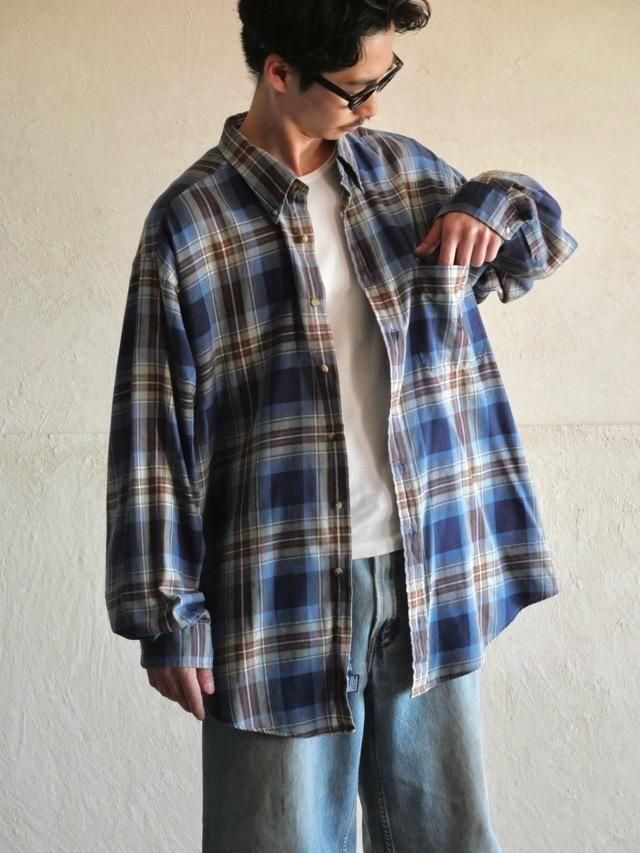 1990's Vintage "nautica" Cotton Flannel B.D.Shirt 