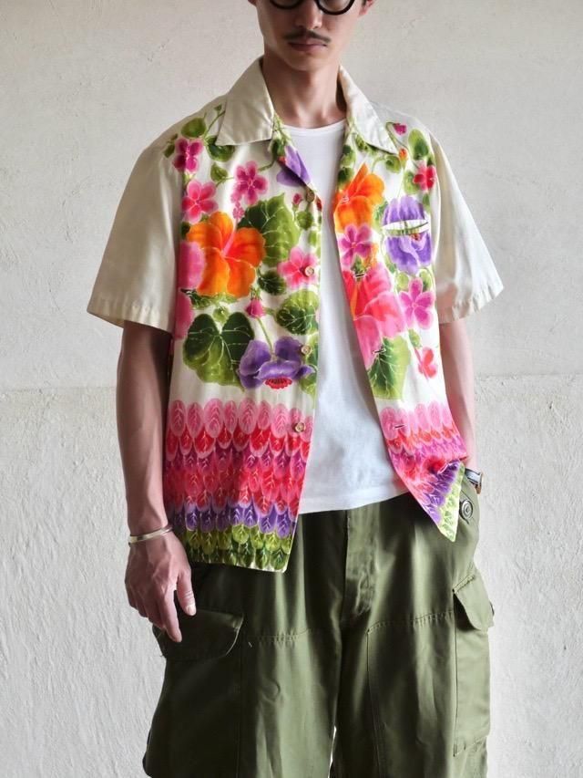 1960~70's Vintage "ui maikai" Printed 100% Cotton-Stain Hawaiian Shirt PINK