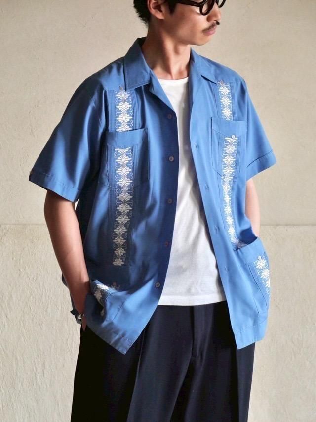 Vintage Cuba Shirt Selection Light blue / 90's