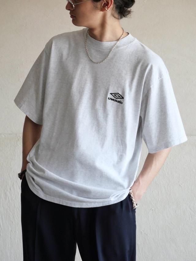 1990's UMBRO One-point Logo T-shirt, 
Made in USA / Designed for Canada.