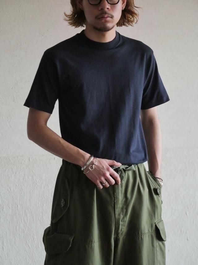 1980's Vintage Hanes Black T-shirt