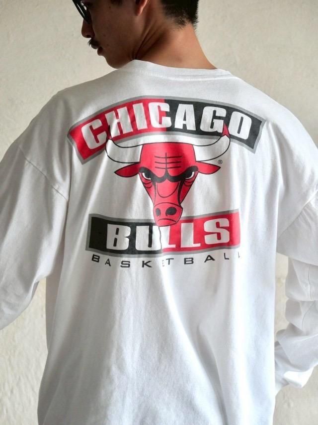 1990's U.S.A. Cotton L/S T-shirt "CHICAGO BULLS"