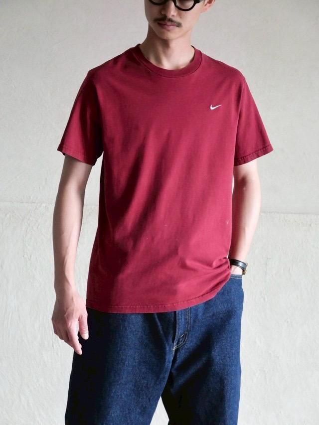 Fade Red 1990~00's NIKE Logo T-shirt