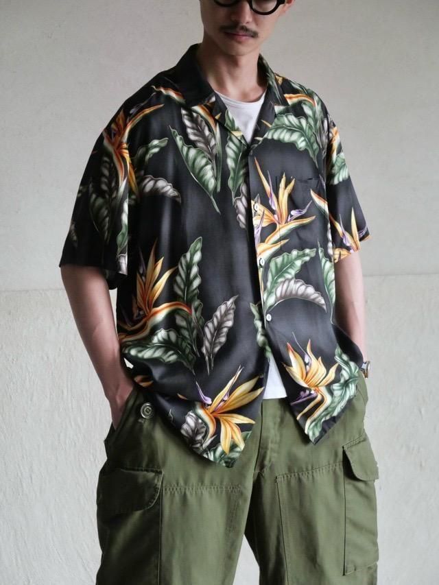 1990's "Paradise Found" Black Rayon Aloha Shirt