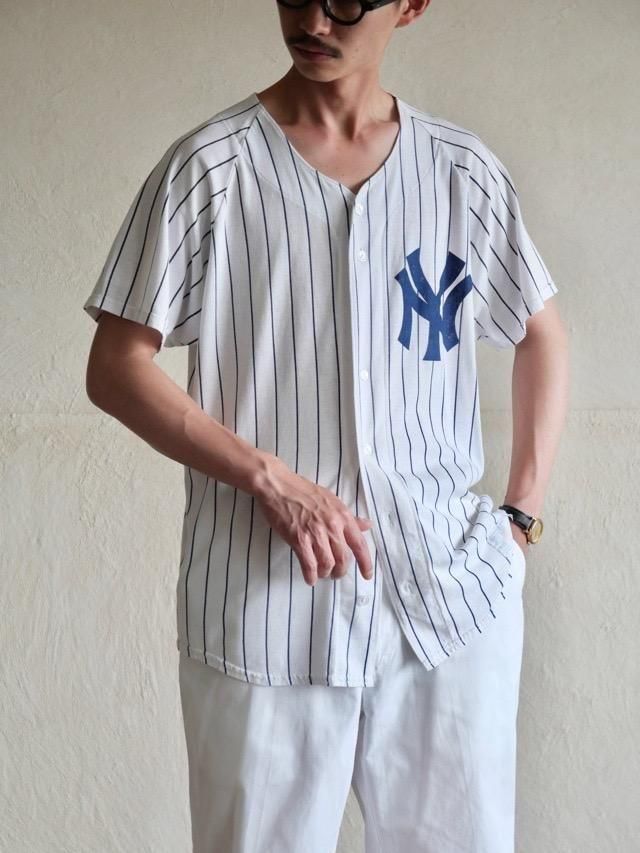 &#8226;1990's Russell Baseball Shirt, Made in USA.