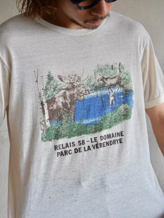 1980s Euro Vintage White Linger T-shirt 
PARC DE LA V&#201;RENDRYE