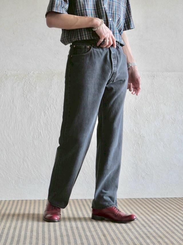 00s Levis 501 Black Denim Pants