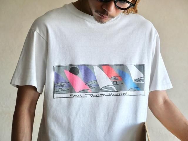 1990's "Sail Team Hawaii"  Printed T-shirt