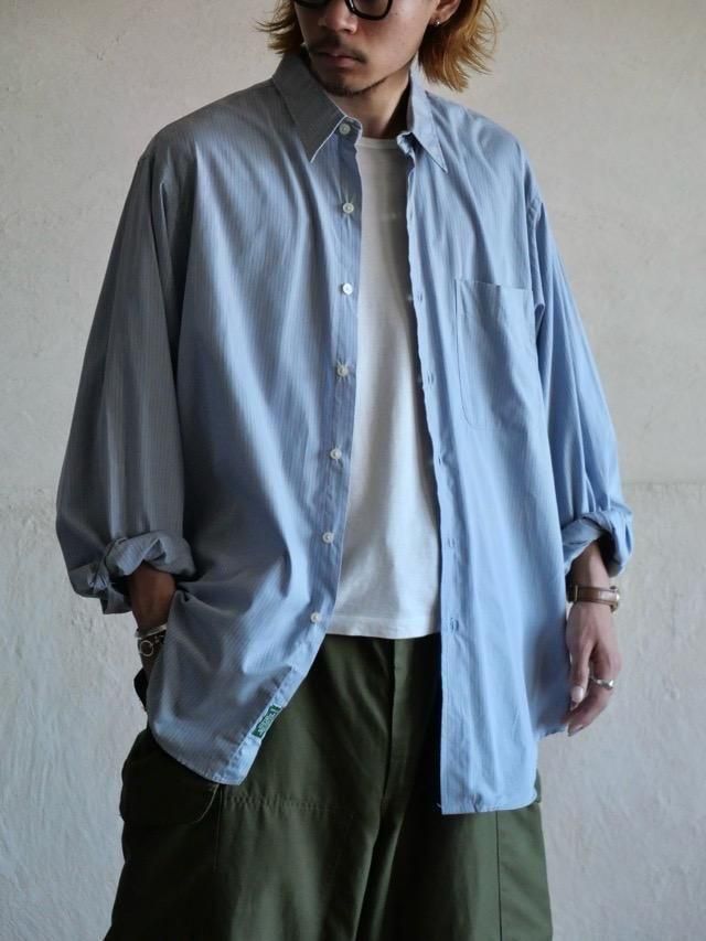 1990s Saks Fifth Avenue Light Tone Stripe Shirt