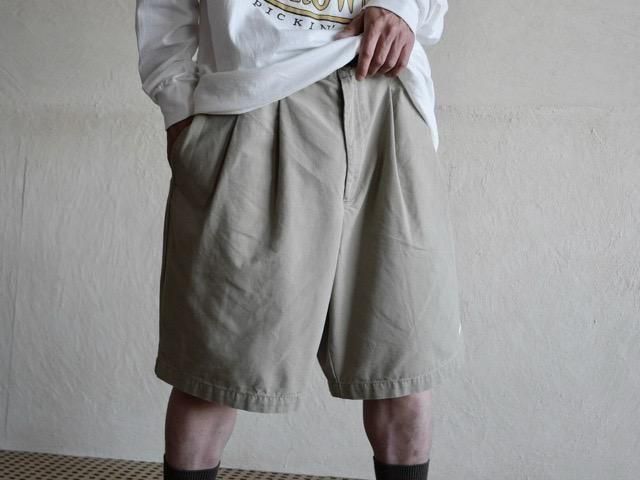 00s Nike 2Tuck Light Canvas Shorts