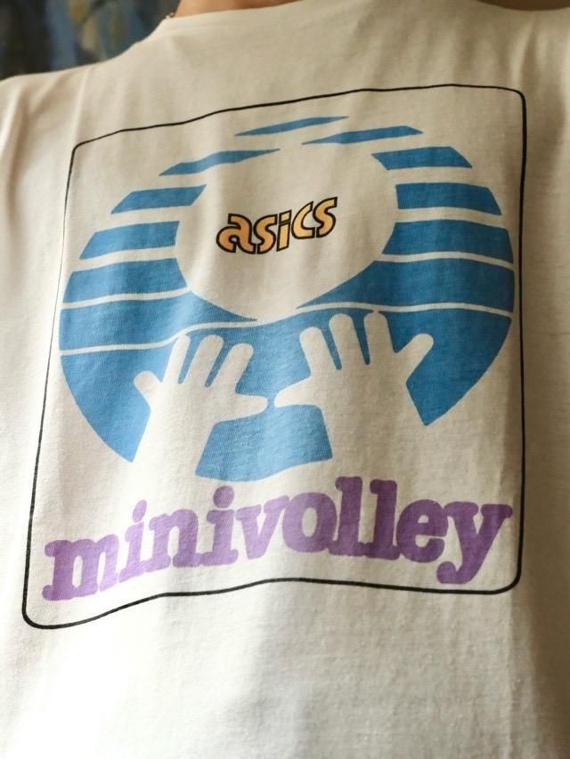 1990's Vintage "Italian acics" Printed T-shirt, MINI-VOLLEY / Made in ITALY.