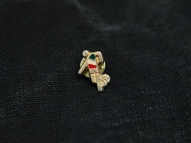 Italian Vintage Pins "FIFA World Cup '90 ITALIA"