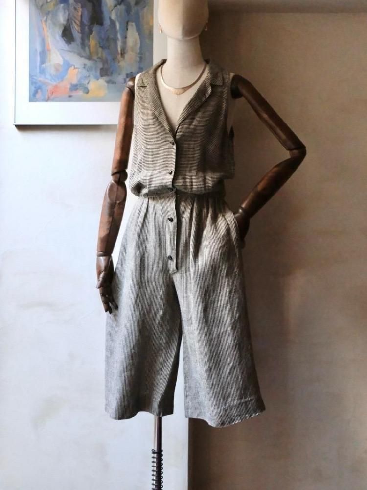 1980's Italian Vintage Linen Sleeve-less Jumpsuit