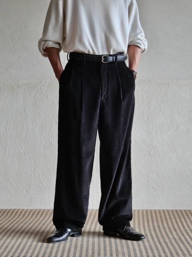 00s Eddie Bauer Black Corduroy Pants