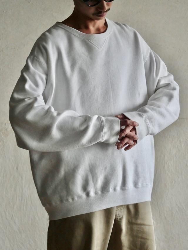 00s CLUB MONACO White Sweater