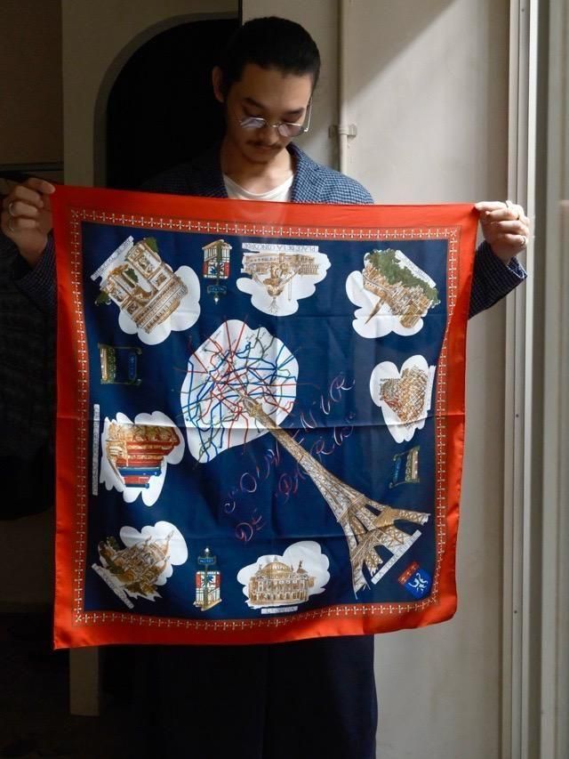 "Souvenirs de Paris" Scarf