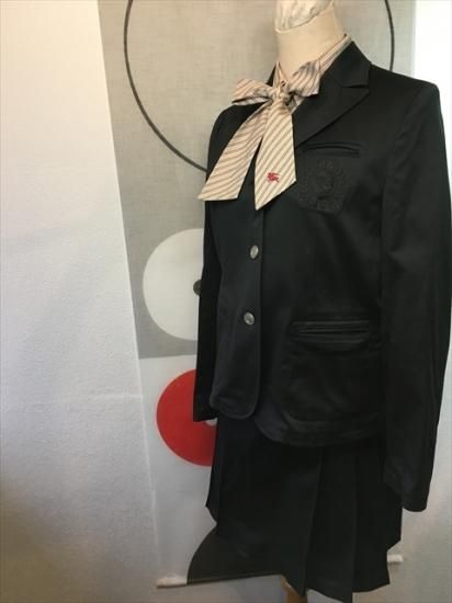 BURBERRYフォーマル160センチ 押し付けがましく
