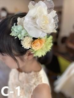 コサージュ・ヘアアクセサリー・髪飾り（白系）