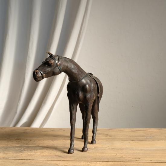 馬の置物 (革製品) 革製の馬のオブジェ - RITA brocante