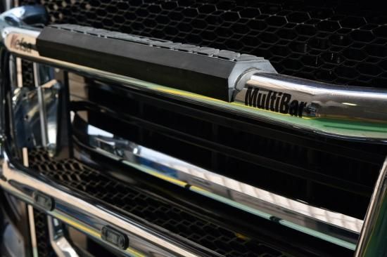 今話題のアイテムを Kelsa マルチバー_マーカー付(VOLVO FH)｜【トラックカスタム・パーツ販売】ファストエレファント アクセサリー