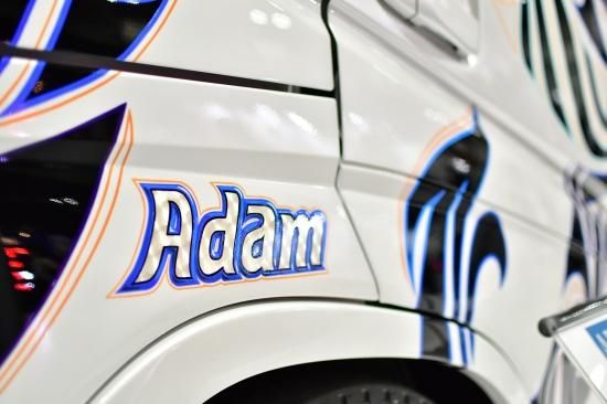 トラックカスタム見本_FE023_Adam｜【ボルボ・カスタムのプロ