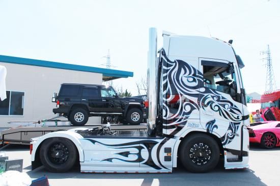 トラックカスタム見本_FE023_Adam｜【ボルボ・カスタムのプロ