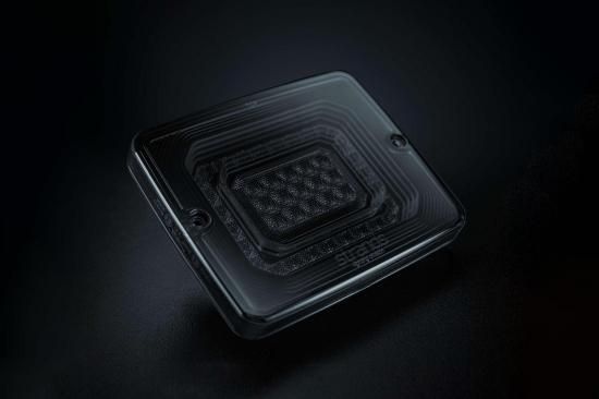 Strands【FOR9T ILLUTION】角型 テールライト｜【トラック